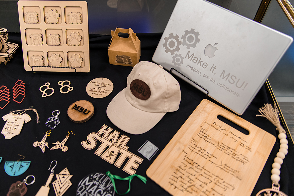 Image of sample items created using the Glowforge